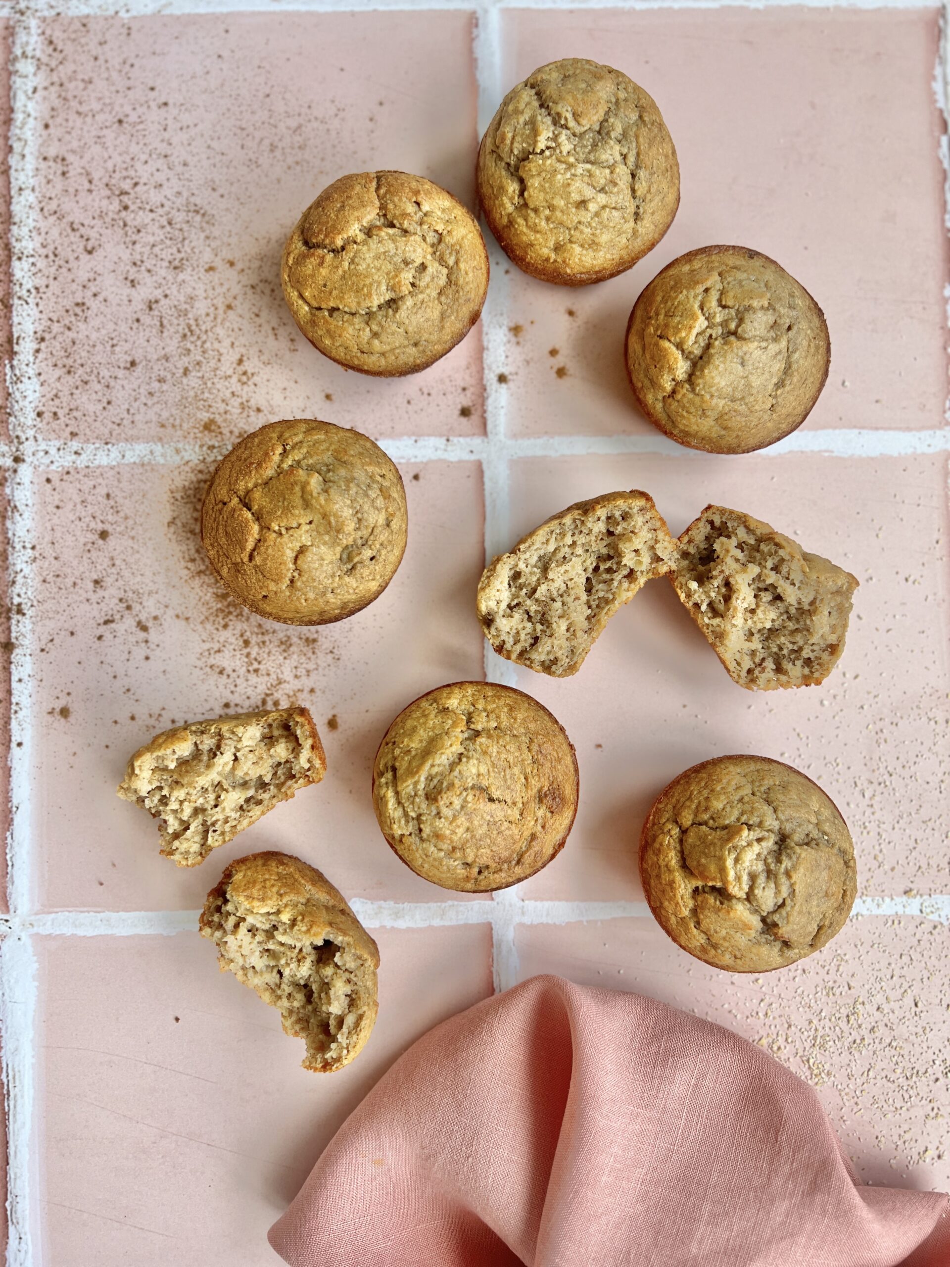 Banana oat bran muffins